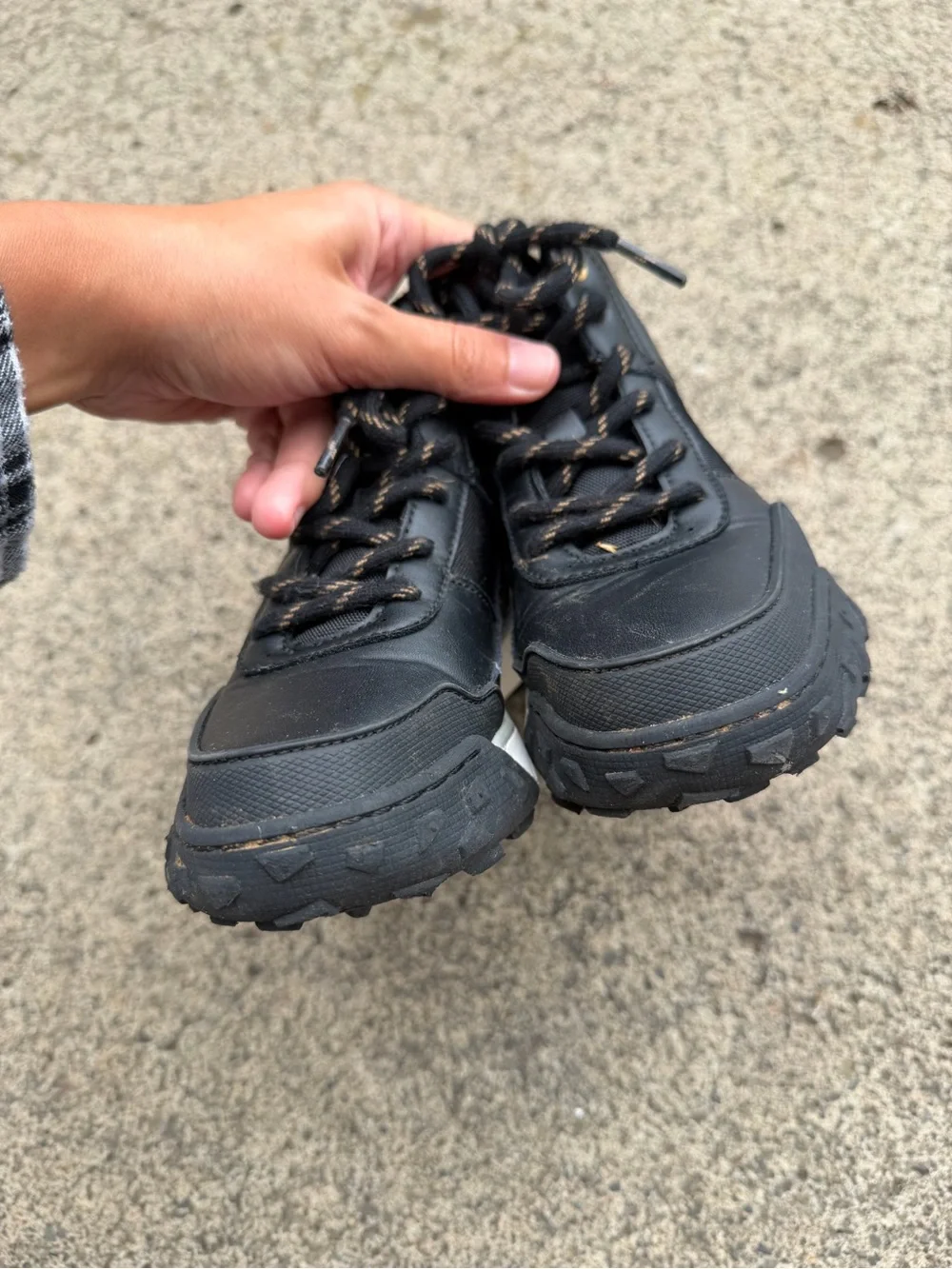 Zara Toddler Sneakers size 29 Black and White Kids High-Top Trail Sneakers